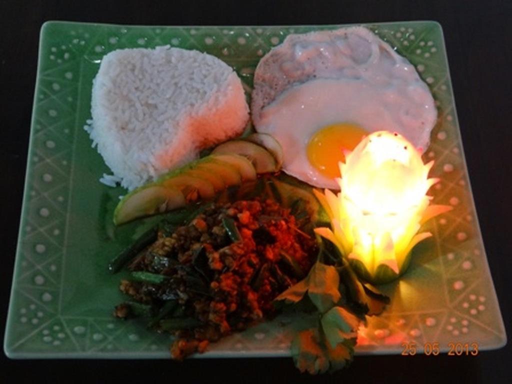 Garden Home Bed And Breakfast Yangon Exterior foto
